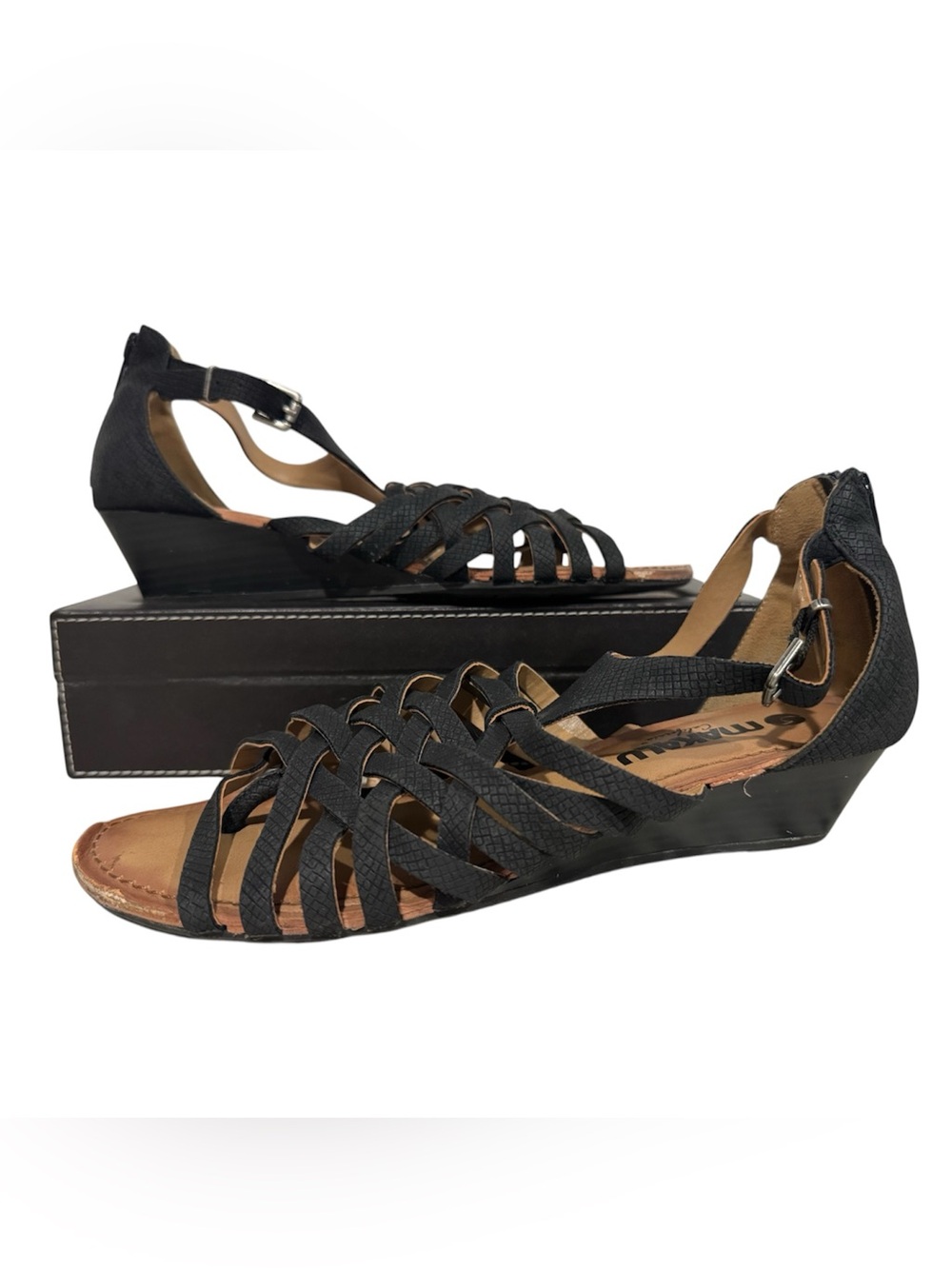 Makalu California Mona Wedge Black Sandal Woman’s Size 7.5